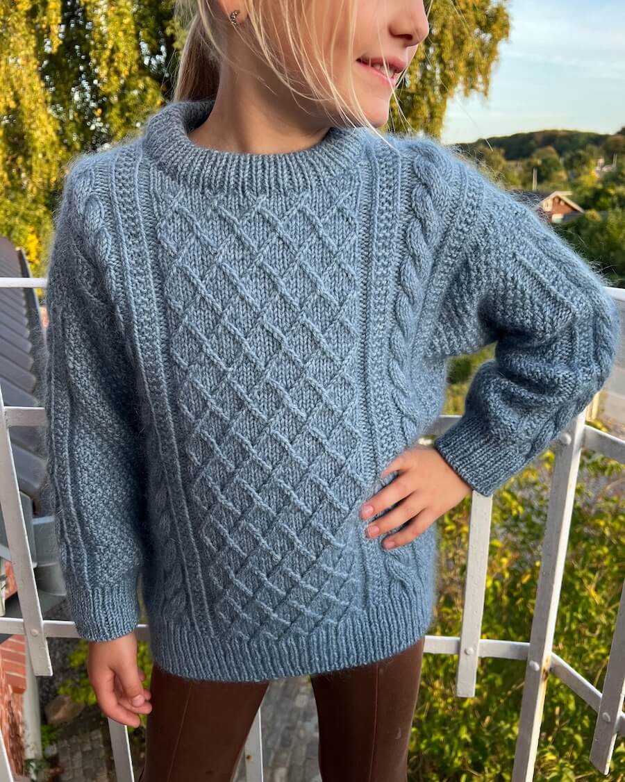 Moby Sweater Jumior - Petite Knit Strikkeopskrifter
