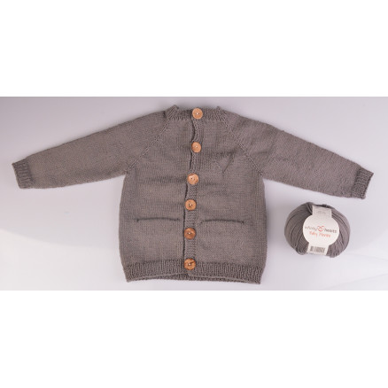 Strikket Basic Cardigan Rito Krea Jakke Strikkeopskrift Str Præmatur Mdr - Rito Krea Strikkeopskrifter  - 5713419959498