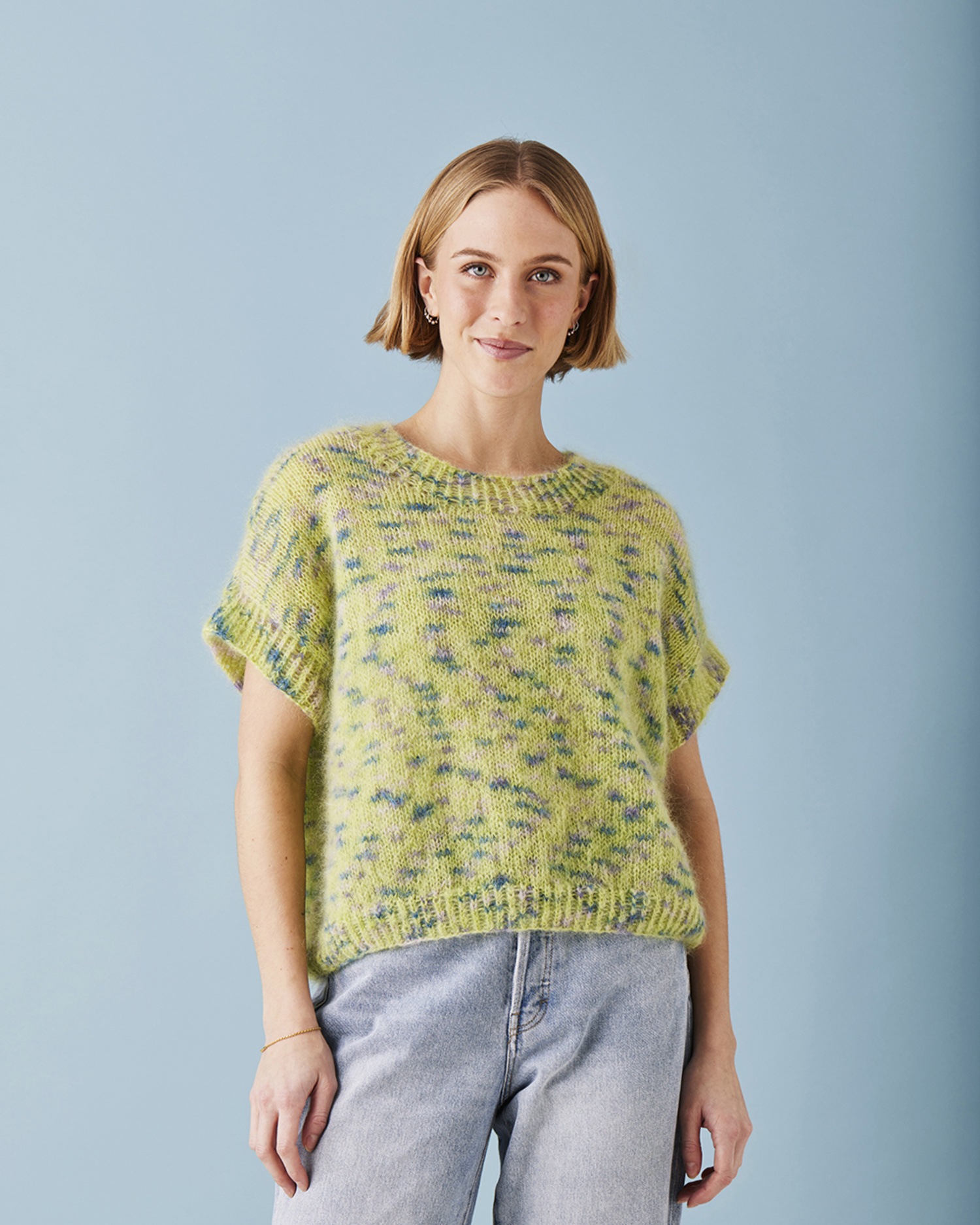 Strikkekit Strikkeopskrift Oversize Tee Shirt Med Drejet Rib 893198 Kun Opskrift Til Oversize Tee Shirt Med Drejet Rib - Strikkeopskrifter